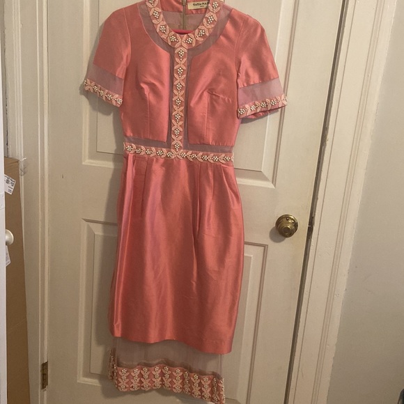 Beautiful runway piece from TATA NAKA - Picture 10 of 10